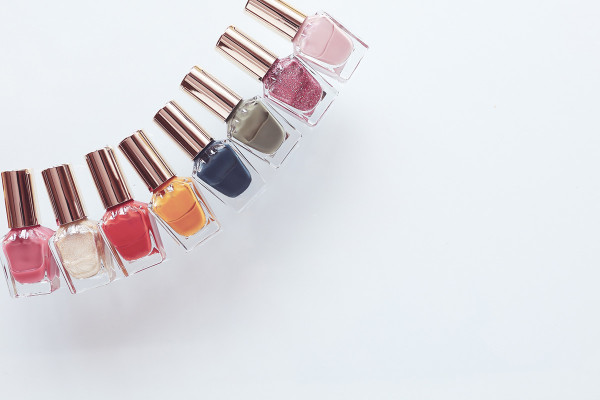 セルフで楽しむマニキュアネイル